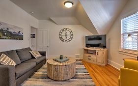 Convenient Downtown Apartment